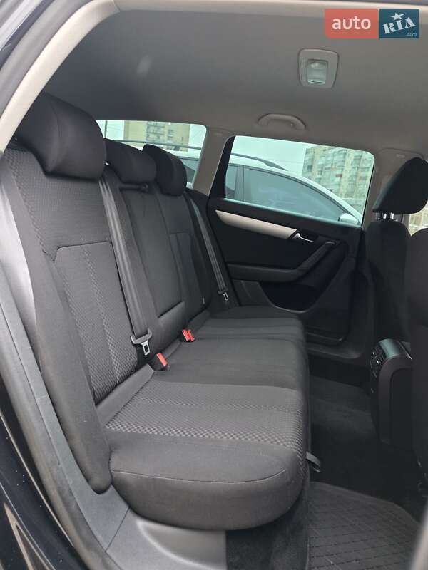 Универсал Volkswagen Passat 2011 в Хмельницком
