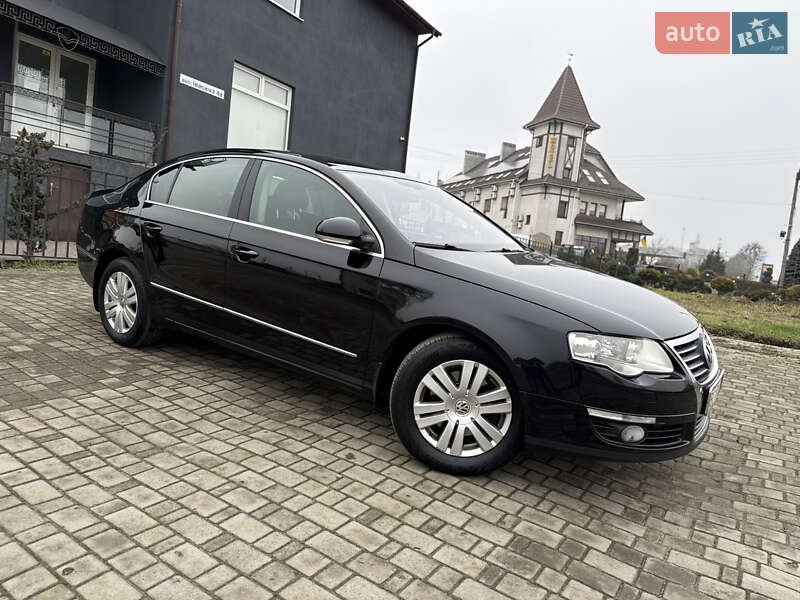 Седан Volkswagen Passat 2009 в Львове