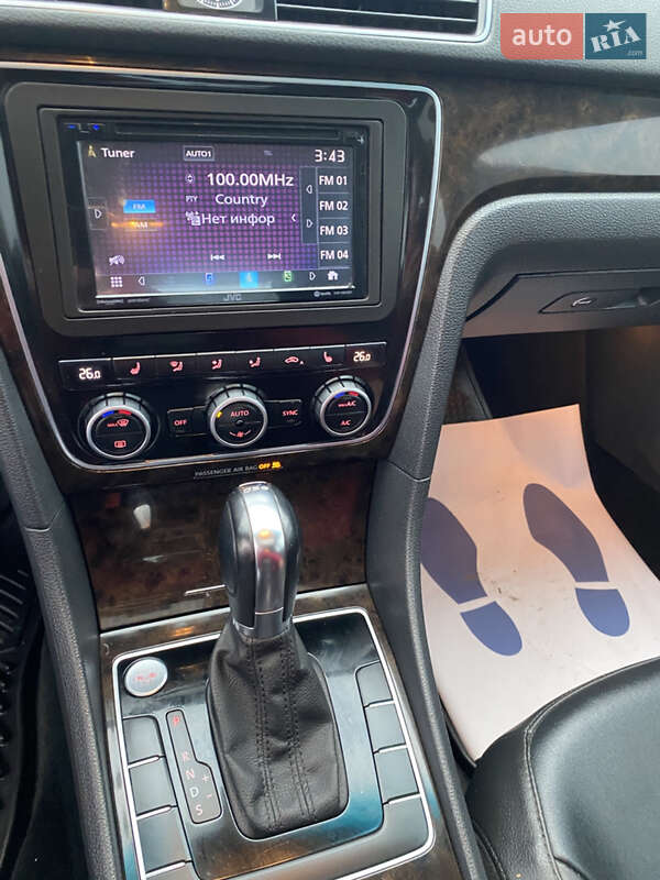 Седан Volkswagen Passat 2013 в Києві фото 11 Седан Volkswagen Passat 2013 в Києві