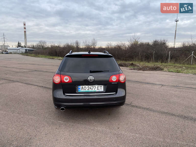 Універсал Volkswagen Passat 2010 в Ужгороді