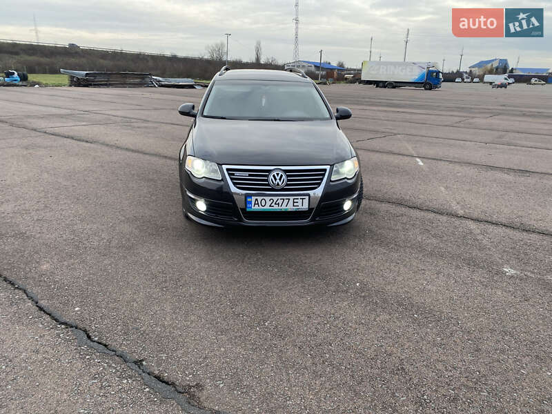 Універсал Volkswagen Passat 2010 в Ужгороді