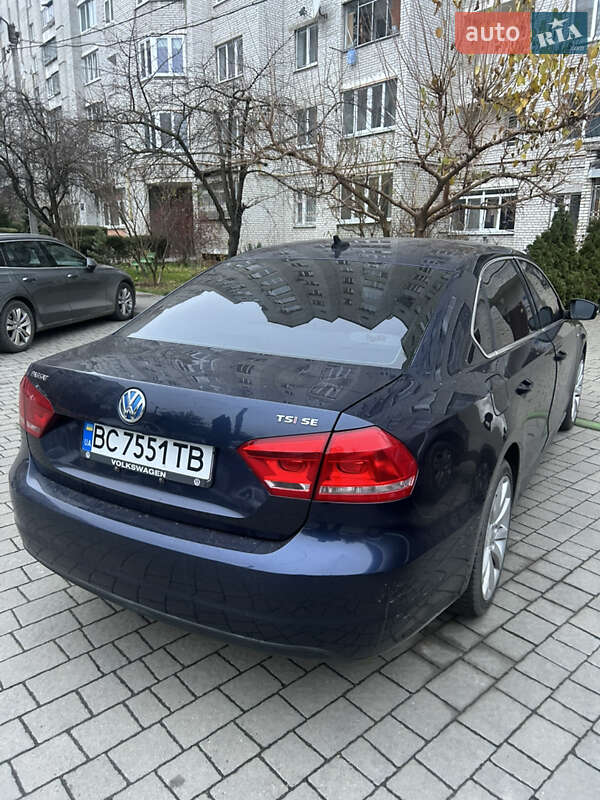 Седан Volkswagen Passat 2014 в Львове