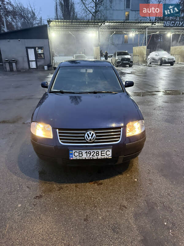 Седан Volkswagen Passat 2002 в Чернігові