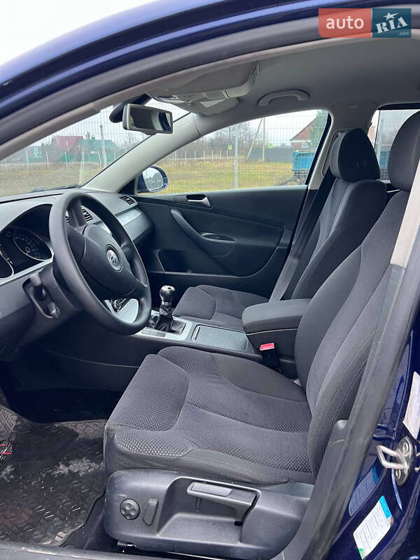 Универсал Volkswagen Passat 2010 в Нововолынске фото 11 Универсал Volkswagen Passat 2010 в Нововолынске