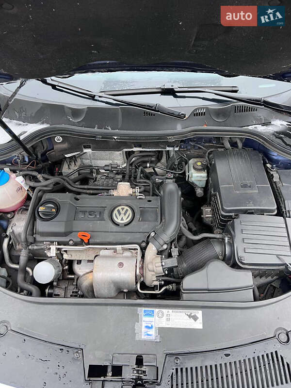 Универсал Volkswagen Passat 2010 в Нововолынске фото 16 Универсал Volkswagen Passat 2010 в Нововолынске