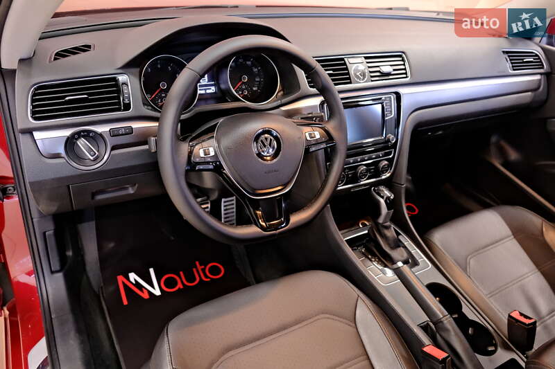 Седан Volkswagen Passat 2017 в Одесі фото 30 Седан Volkswagen Passat 2017 в Одесі
