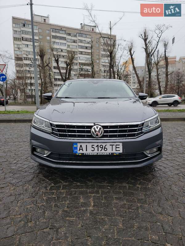 Седан Volkswagen Passat 2016 в Броварах