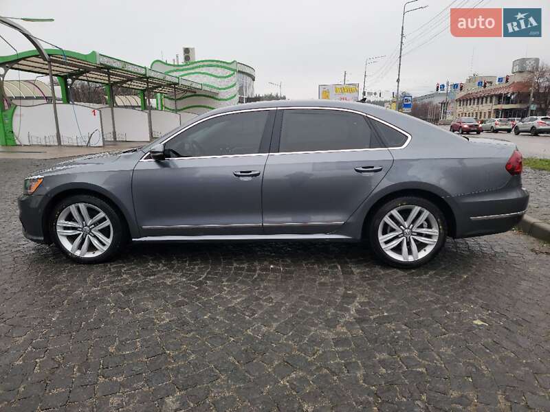 Седан Volkswagen Passat 2016 в Броварах