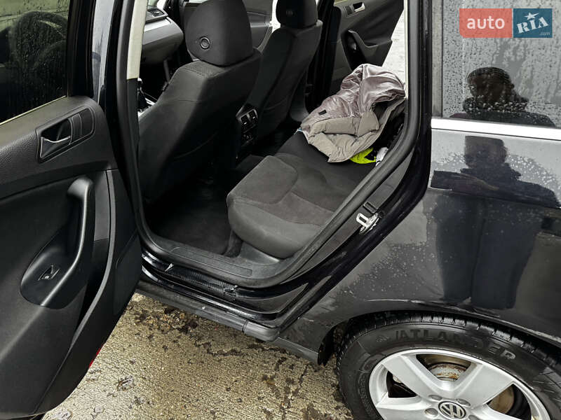 Універсал Volkswagen Passat 2008 в Києві фото 18 Універсал Volkswagen Passat 2008 в Києві