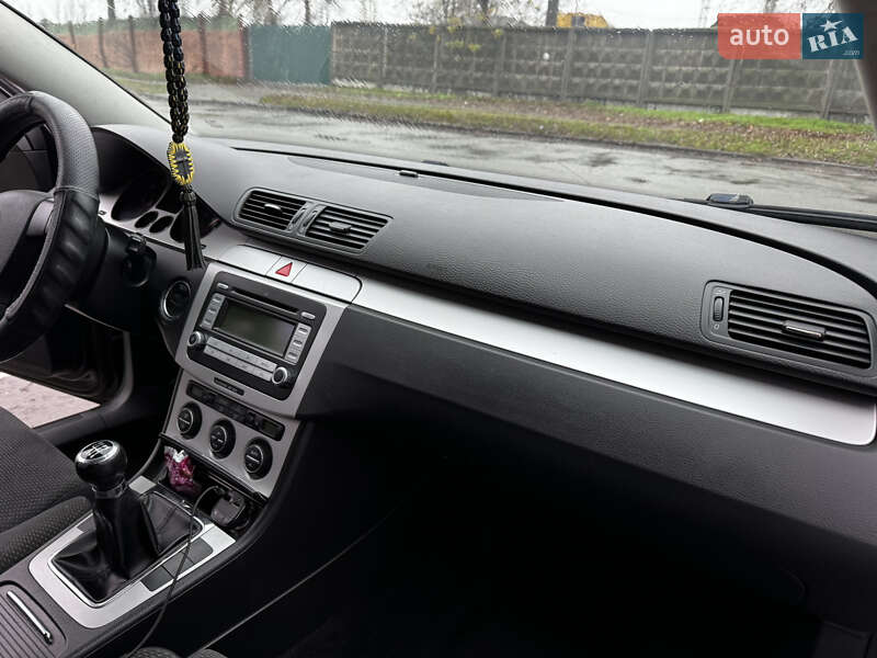 Універсал Volkswagen Passat 2008 в Києві фото 36 Універсал Volkswagen Passat 2008 в Києві