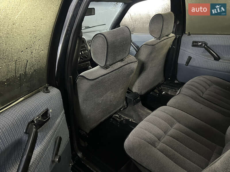 Универсал Volkswagen Passat 1989 в Кременце