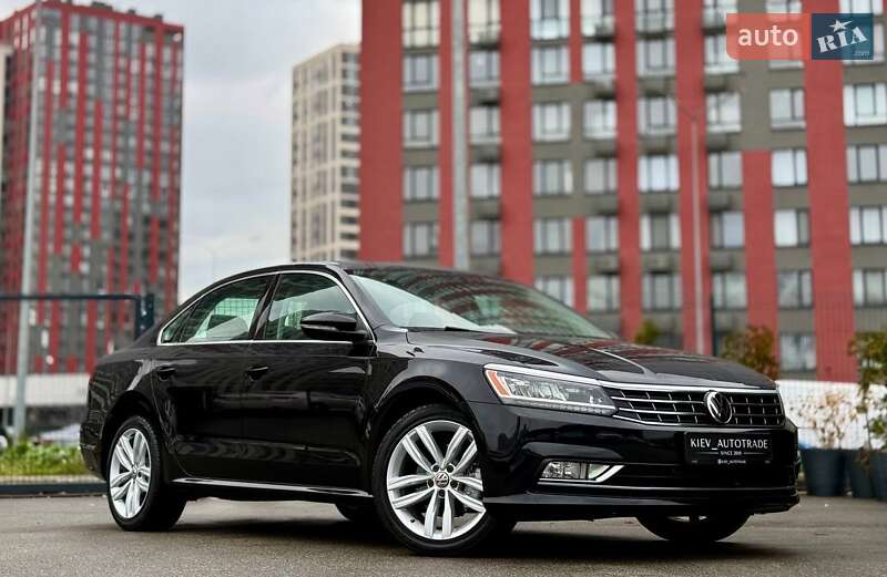 Седан Volkswagen Passat 2018 в Киеве