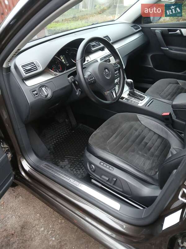Седан Volkswagen Passat 2013 в Харкові фото 7 Седан Volkswagen Passat 2013 в Харкові