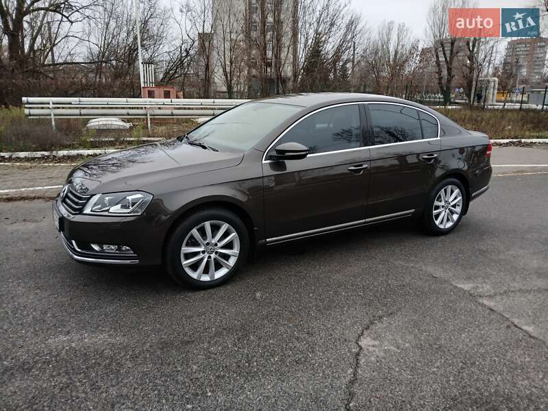 Седан Volkswagen Passat 2013 в Харкові фото 2 Седан Volkswagen Passat 2013 в Харкові