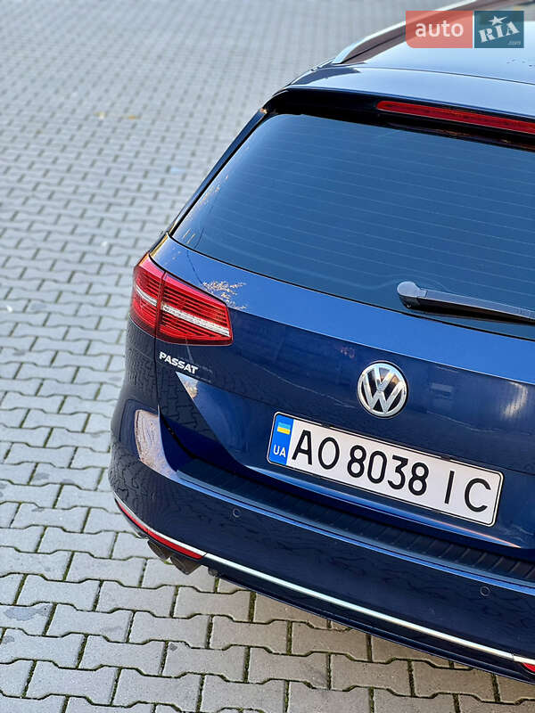 Універсал Volkswagen Passat 2015 в Ужгороді