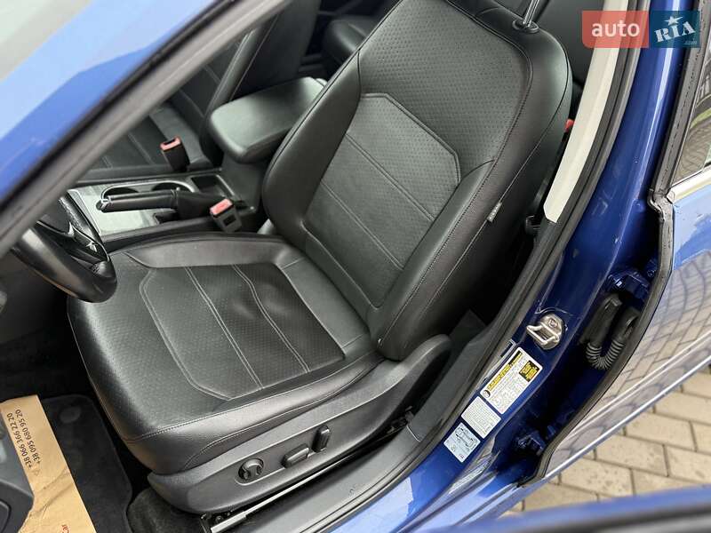 Седан Volkswagen Passat 2015 в Луцьку фото 18 Седан Volkswagen Passat 2015 в Луцьку