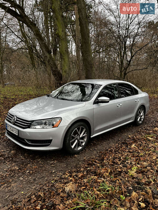Седан Volkswagen Passat 2015 в Ходореві фото 51 Седан Volkswagen Passat 2015 в Ходореві