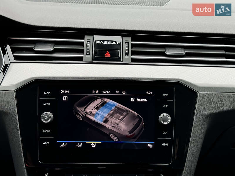 Універсал Volkswagen Passat 2019 в Києві фото 88 Універсал Volkswagen Passat 2019 в Києві