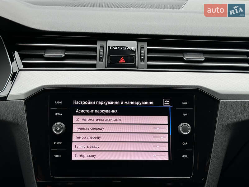 Універсал Volkswagen Passat 2019 в Києві фото 93 Універсал Volkswagen Passat 2019 в Києві