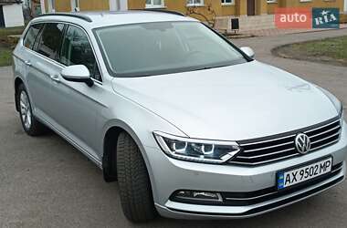 Універсал Volkswagen Passat 2015 в Краснограді