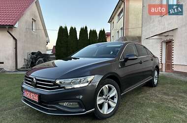 Универсал Volkswagen Passat 2021 в Ивано-Франковске