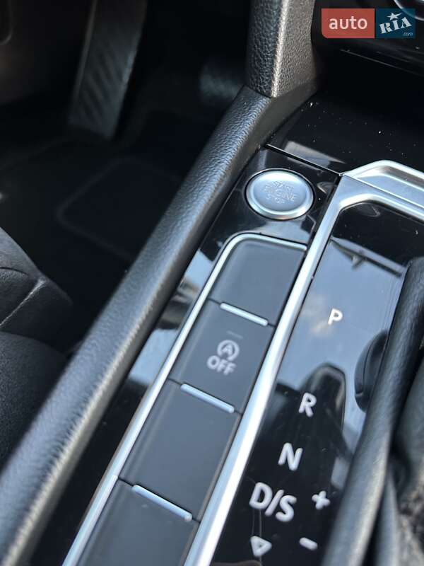 Универсал Volkswagen Passat 2019 в Стрые фото 79 Универсал Volkswagen Passat 2019 в Стрые