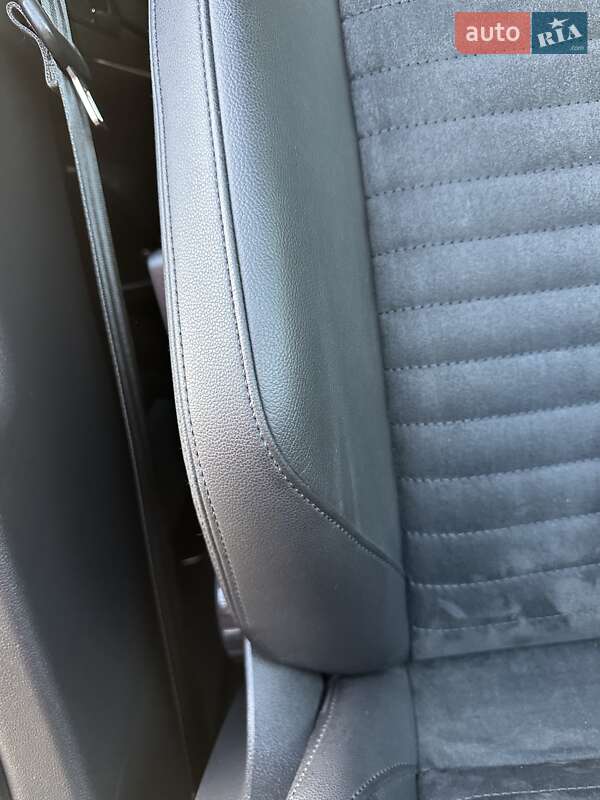 Универсал Volkswagen Passat 2019 в Стрые фото 113 Универсал Volkswagen Passat 2019 в Стрые