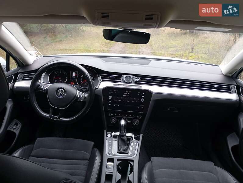 Универсал Volkswagen Passat 2017 в Золочеве фото 13 Универсал Volkswagen Passat 2017 в Золочеве
