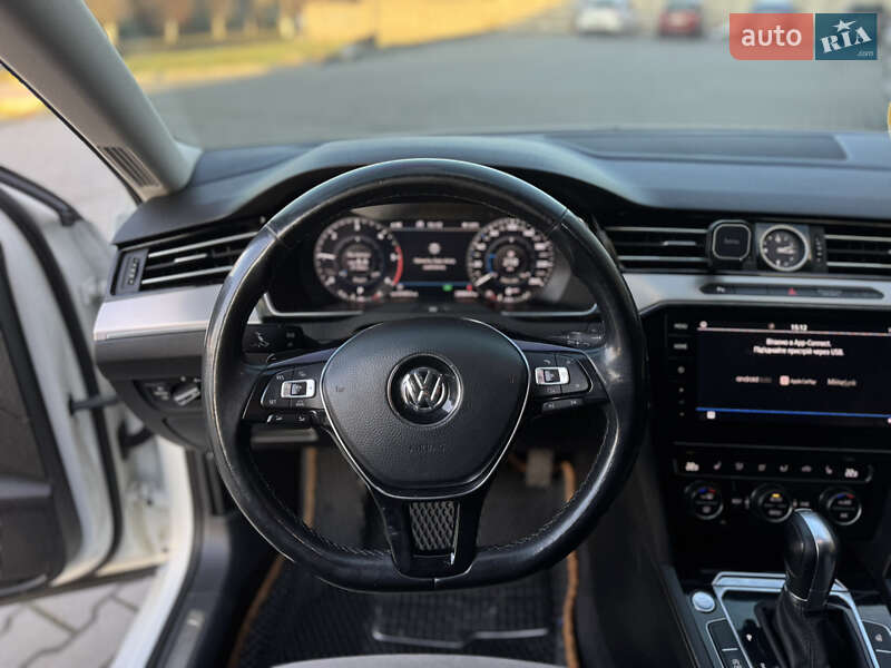 Универсал Volkswagen Passat 2017 в Луцке фото 8 Универсал Volkswagen Passat 2017 в Луцке