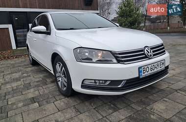 Седан Volkswagen Passat 2011 в Тячеве