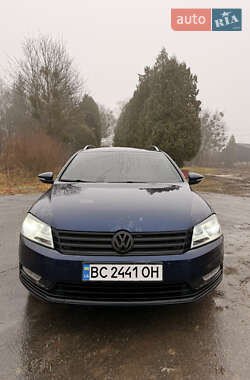 Універсал Volkswagen Passat 2012 в Львові