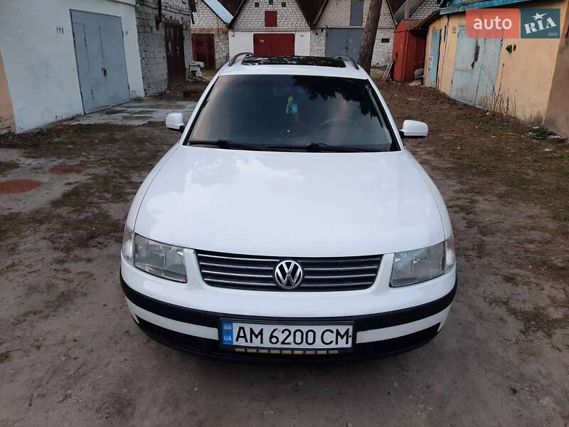 Универсал Volkswagen Passat 1998 в Житомире
