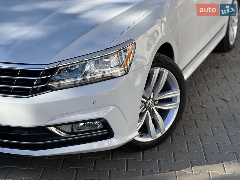 Седан Volkswagen Passat 2017 в Львове фото 2 Седан Volkswagen Passat 2017 в Львове