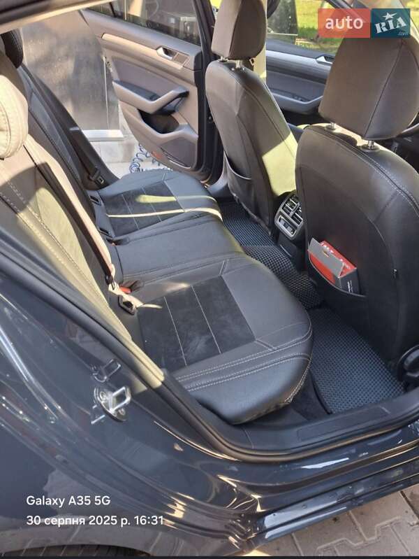 Седан Volkswagen Passat 2017 в Шостке