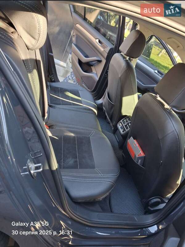 Седан Volkswagen Passat 2017 в Шостке