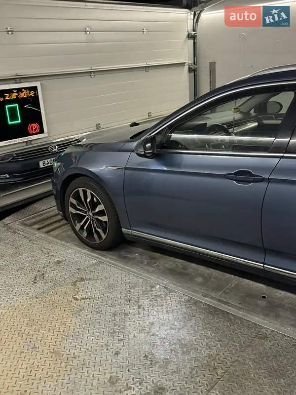 Volkswagen Passat 2015 VIN WVWZZZ3CZFP421493 фото оголошення 37 з 80