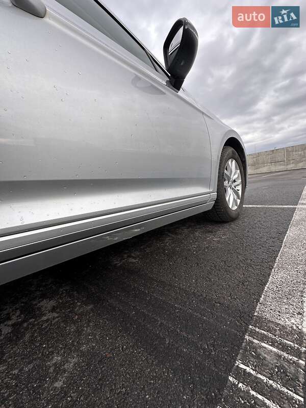 Универсал Volkswagen Passat 2016 в Львове