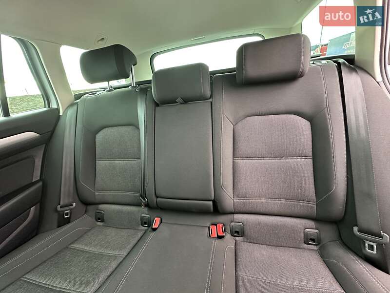 Универсал Volkswagen Passat 2016 в Львове