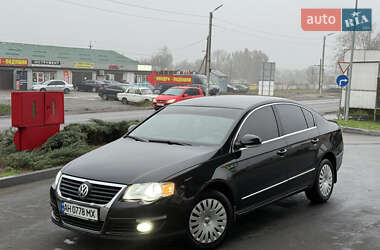 Седан Volkswagen Passat 2005 в Підгородному