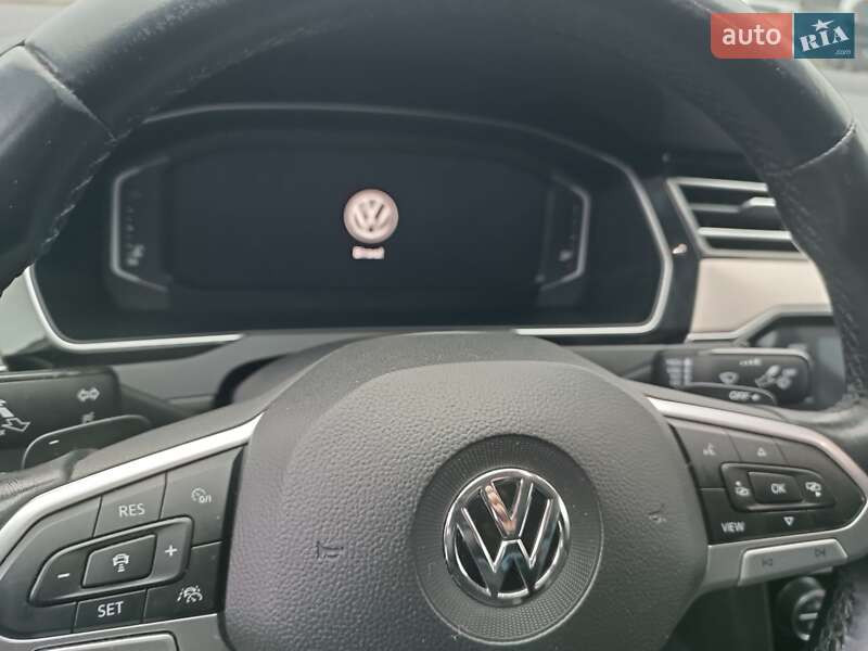 Седан Volkswagen Passat 2019 в Хусте фото 40 Седан Volkswagen Passat 2019 в Хусте