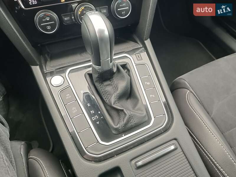 Седан Volkswagen Passat 2019 в Хусте фото 45 Седан Volkswagen Passat 2019 в Хусте