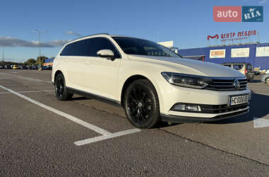 Универсал Volkswagen Passat 2019 в Львове