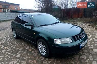 Седан Volkswagen Passat 1999 в Каменке
