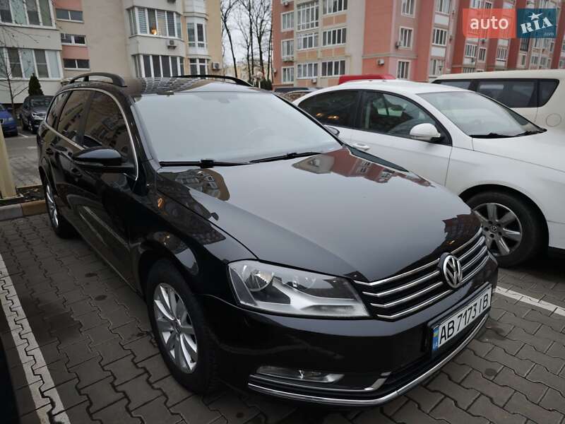 Универсал Volkswagen Passat 2014 в Киеве