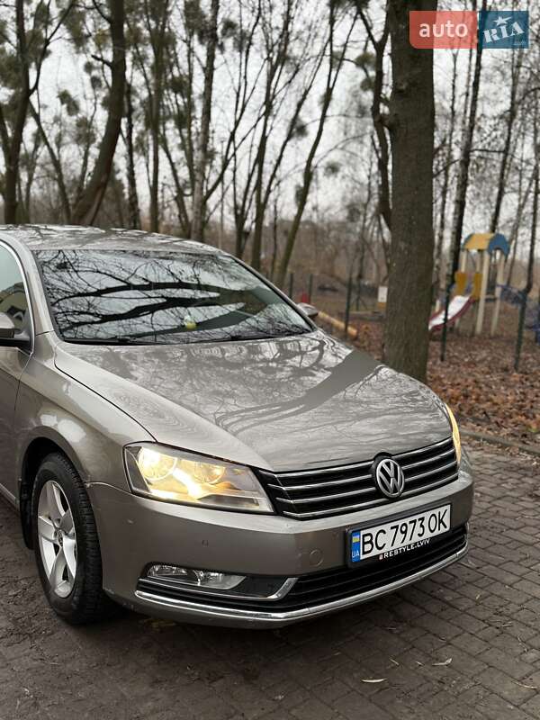 Volkswagen Passat 2012