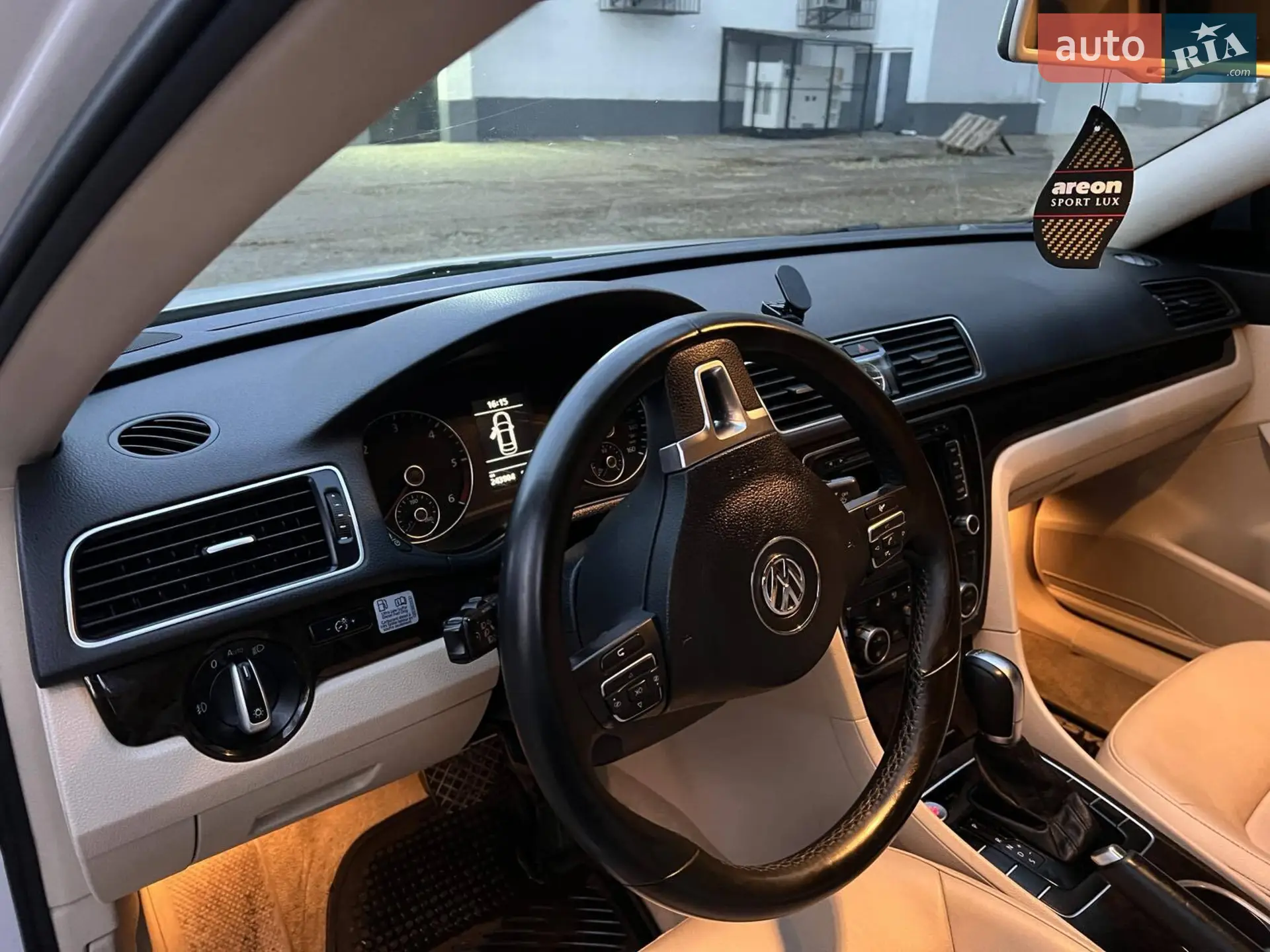 2014 Volkswagen Passat - мініатюра 5