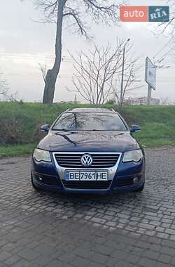 Універсал Volkswagen Passat 2006 в Миколаєві