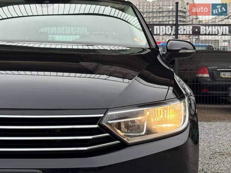 Универсал Volkswagen Passat 2017 в Днепре фото 4 Универсал Volkswagen Passat 2017 в Днепре