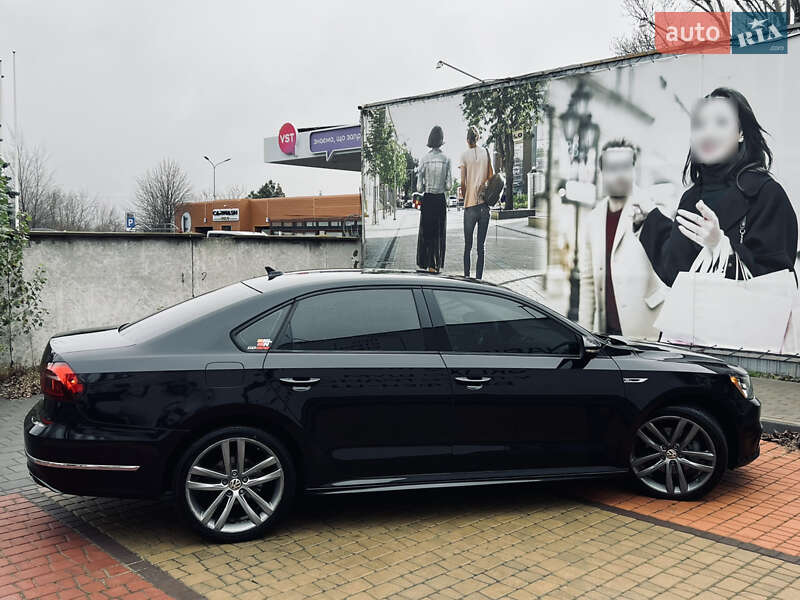 Седан Volkswagen Passat 2018 в Одессе