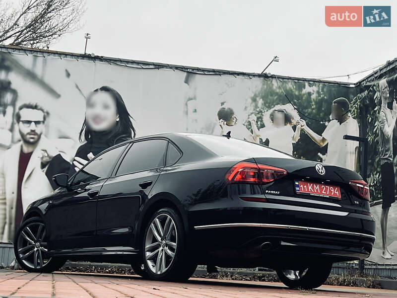 Седан Volkswagen Passat 2018 в Одессе